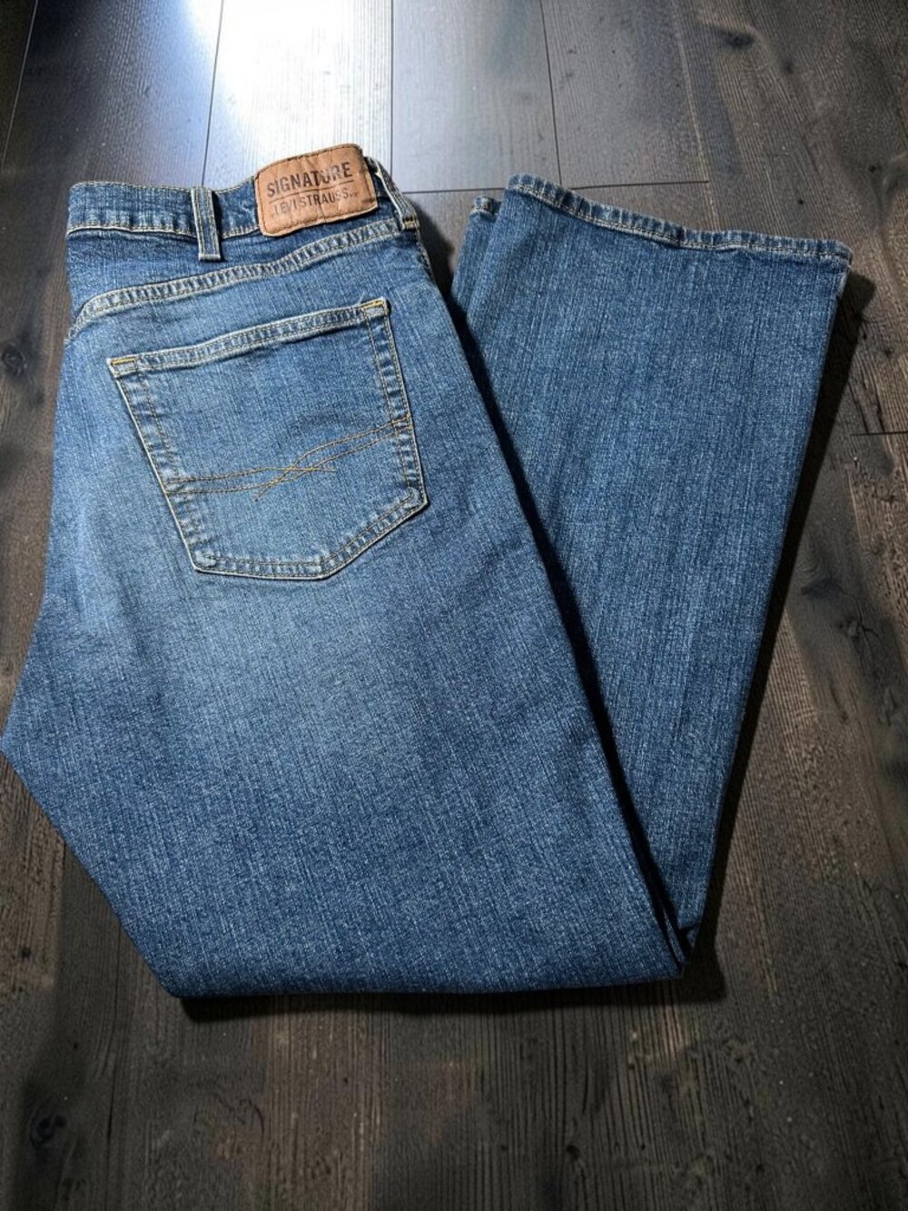 Levi Strauss Signature Men’s Bootcut Jeans 36x30 Medium Wash Casual Y2K - Picture 3 of 11